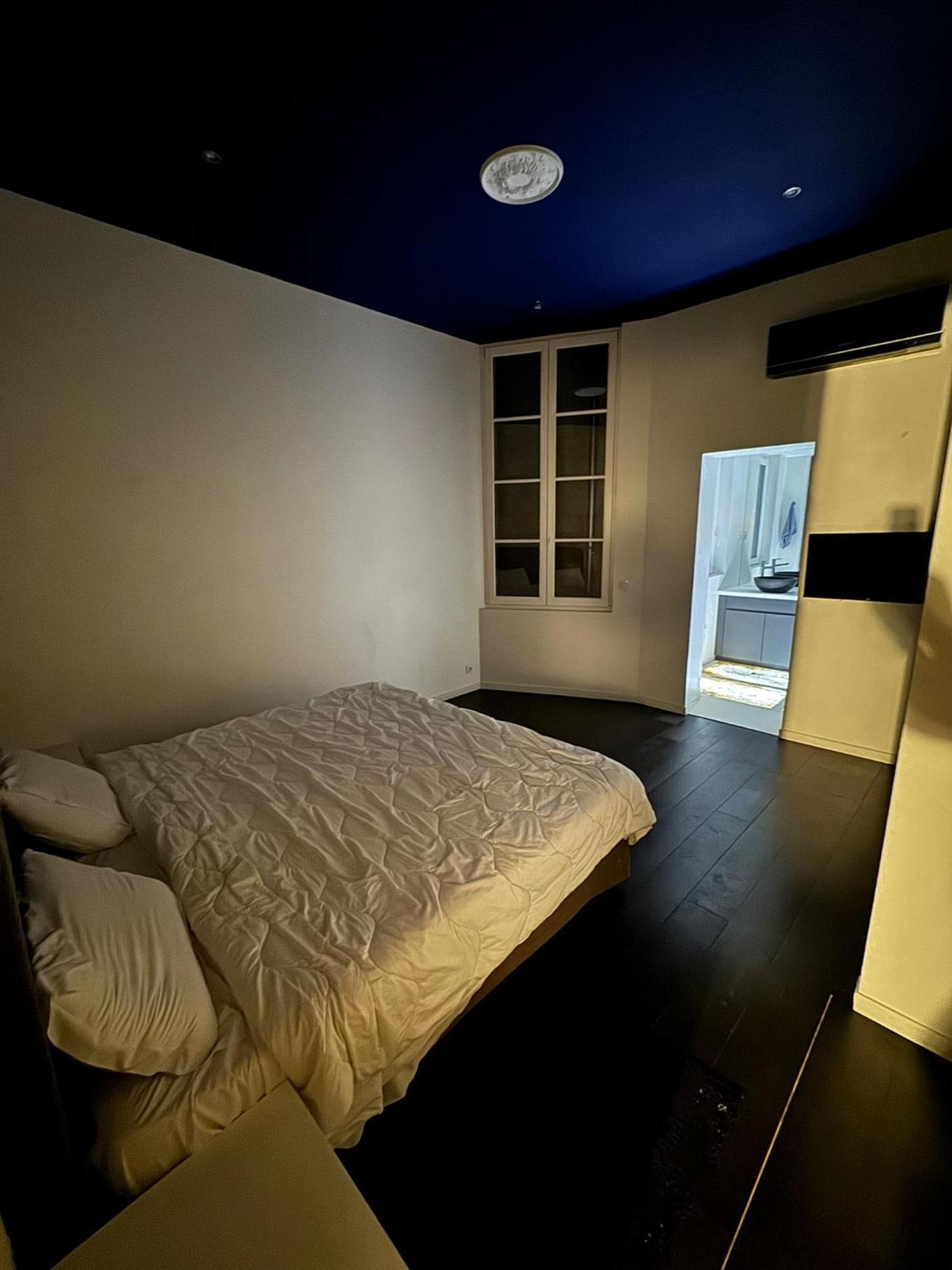 Apartamento Atypique Grand Theatre Burdeos Exterior foto